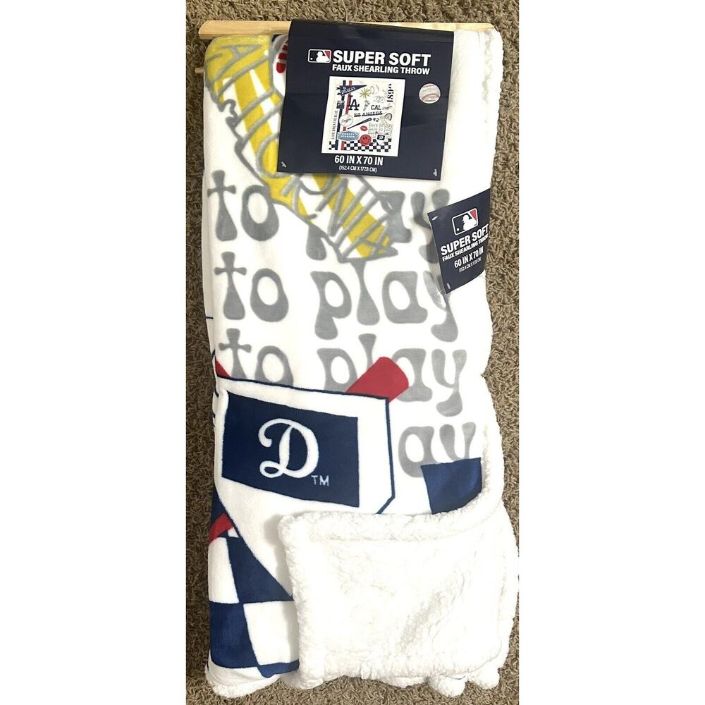 Brand New LA Dodgers Stadium Plush Throw Blanket White, Blue, Red